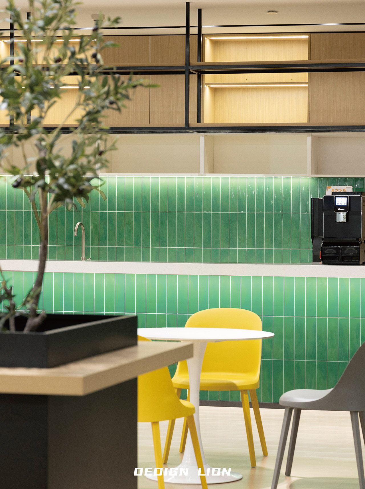 Panda Plaza Office Interior View 3